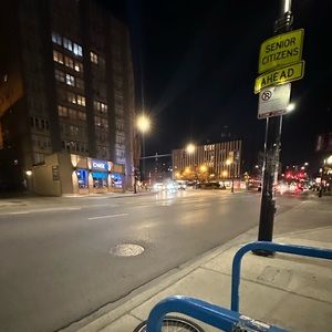 Meet your Posher, Ari